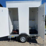Toiletvogn VIP med to toiletter for kloak tilslutning , incl. mont/slutrengøring. Ex. transport. - Billede 4